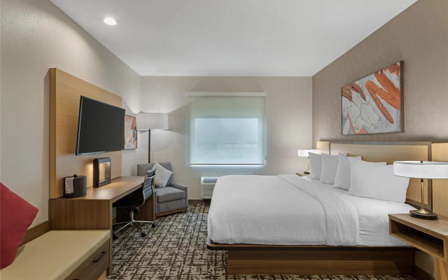 Best Western Plus Pearland/Houston Medical Center Hotel
