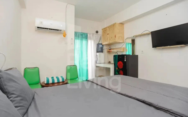RedLiving Apartemen LoftVilles City - Pelangi Rooms