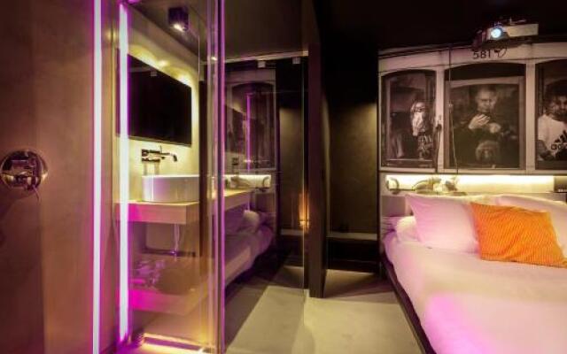 Zrooms Suites