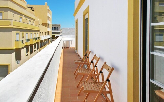 Apartment With 2 Bedrooms in Olhão, With Wonderful City View, Terrace