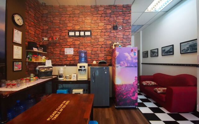 Masada Bed & Breakfast