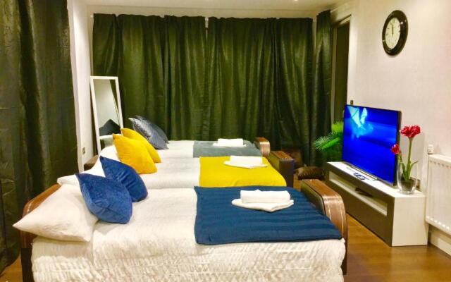 Dockland Excel 2 Bedroom Apartment