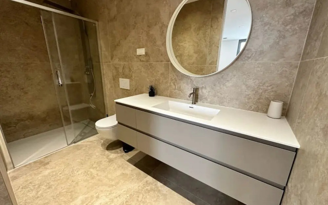 Garden Residence - Premium Alpine View Apartment