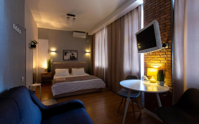 Modern studio beside metro Pushkinska, Universytet - Chernyshevska str. 95-7