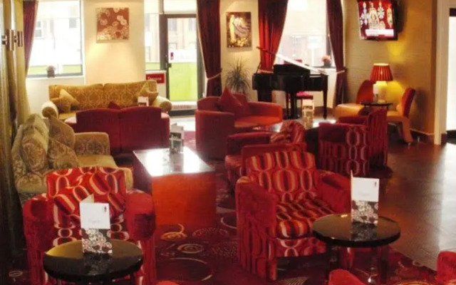 Icon Hotel