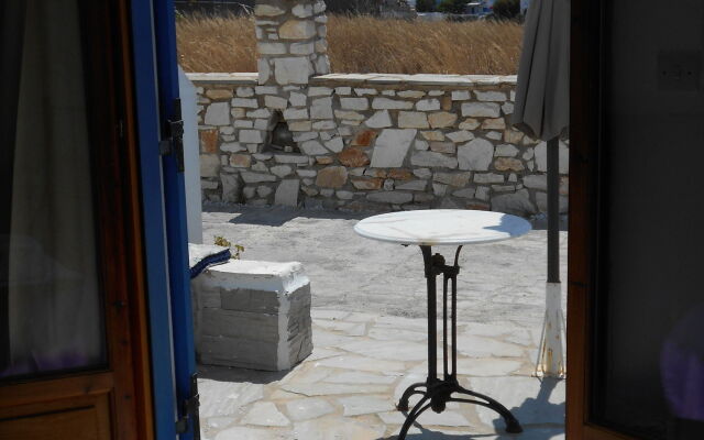 Piliouris Studios