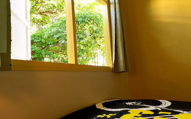 Hush Hush Cabiner - Hostel