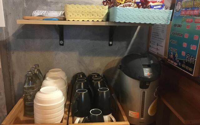 You In House URT Surathani Airport