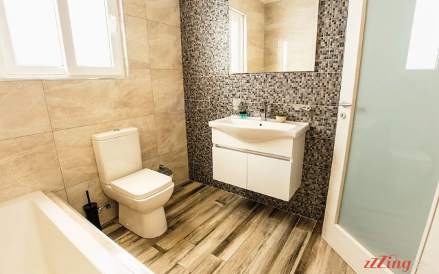 Seafront Penthouse With Unobstructed Sea Views