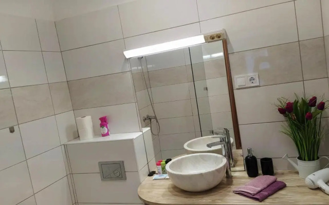 Luna Apartman