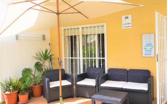 Sun & Pool Holiday Apartment