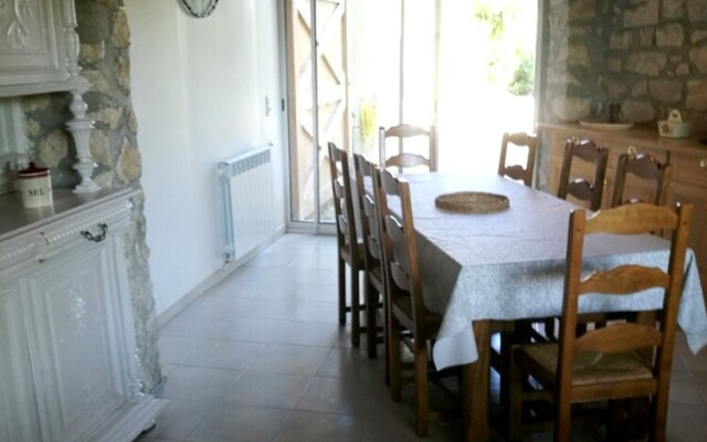 House With 2 Bedrooms in Pernes-les-fontaines, With Private Pool, Furn