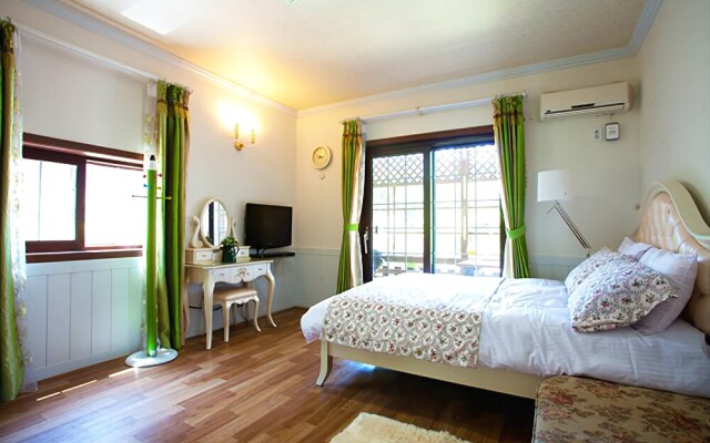 Yangpyeong Ooz Pension