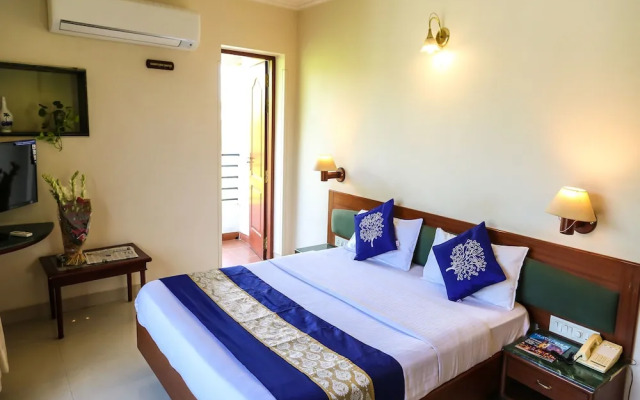 Lotus Hotel