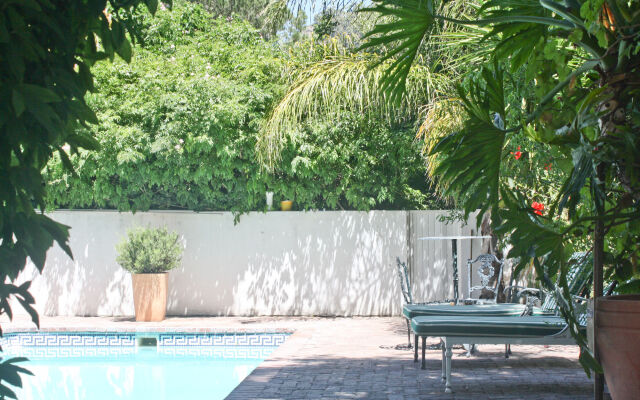 Rickety Bridge Manor House