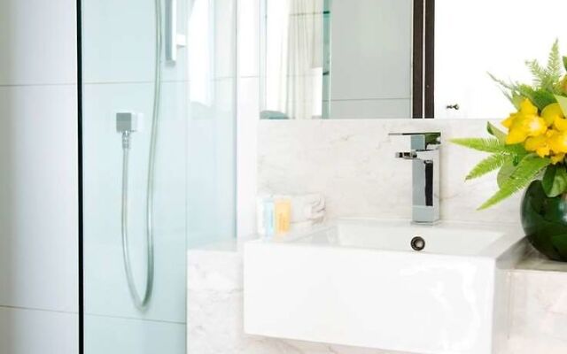 Crowne Plaza Melbourne Carlton by IHG