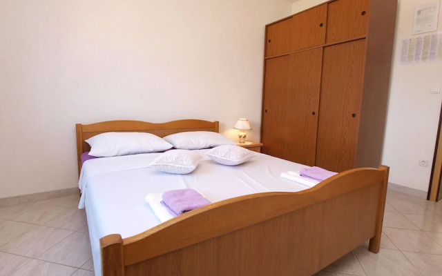 Apartment Mila 395