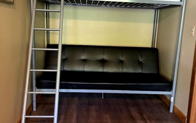 Hanging Horn Lakeside Resort