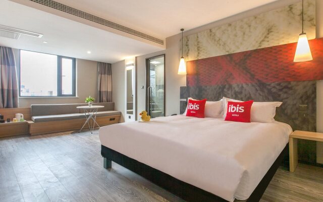 Ibis Wuhan Hubu Alley Hotel