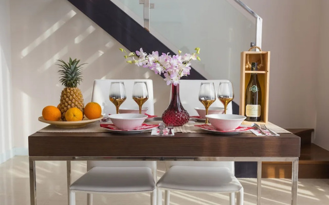 The Aristo Phuket Resort 11