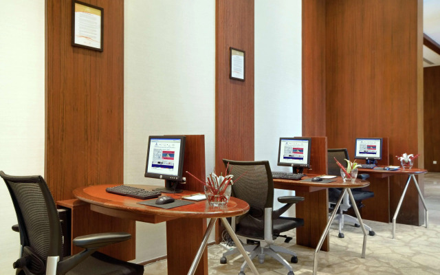Hilton Sanya Yalong Bay Resort & Spa