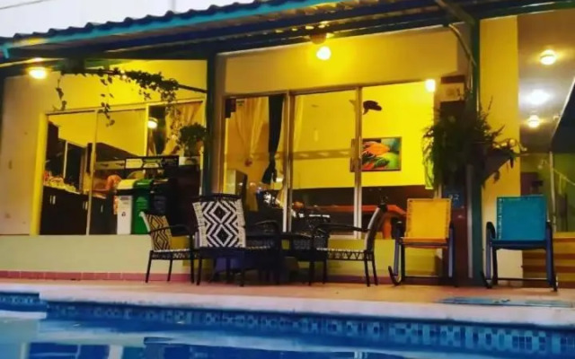 ApartaHotel El Oasis