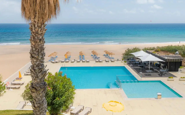 Vila Baleira Suites