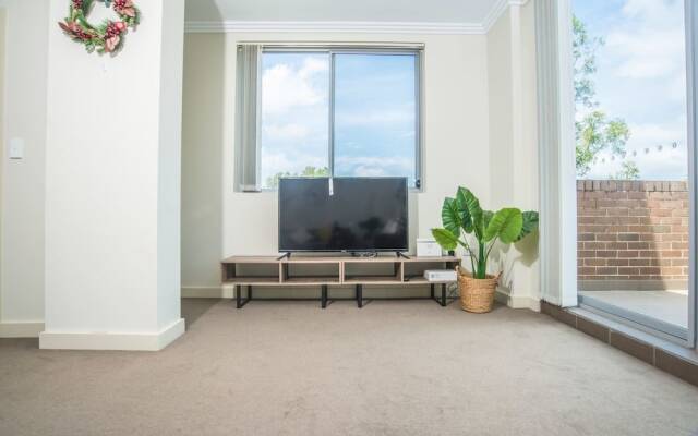 Designed Home Of Ultimate Convenience In Gordon