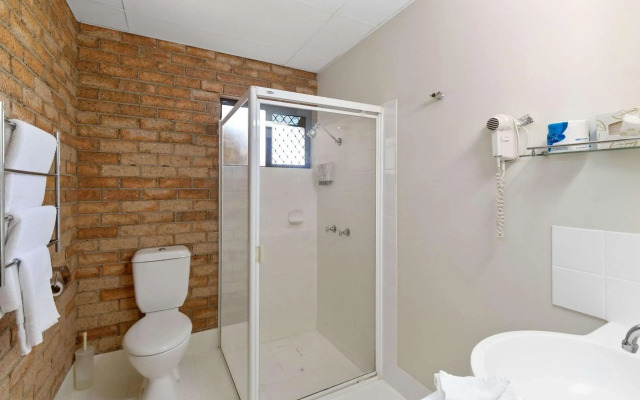 Quality Hotel Robertson Gardens