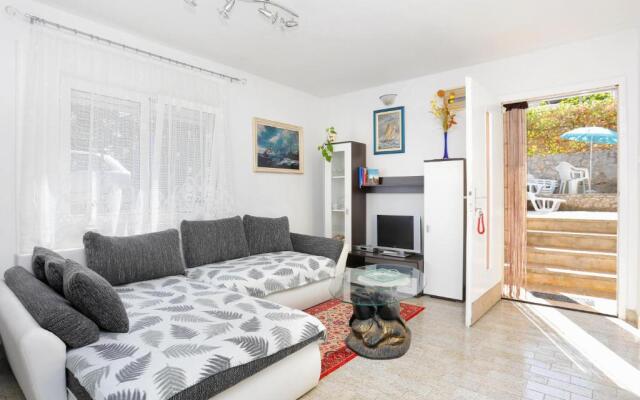 Family friendly seaside apartments Sevid, Trogir - 19105
