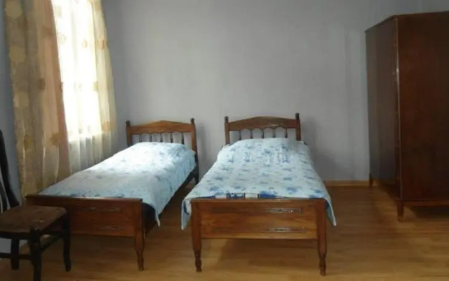 Gio's Guest House