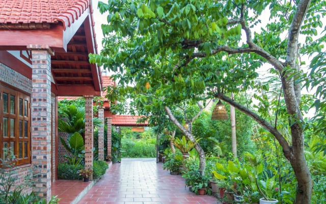 Bai Dinh Eco Homestay