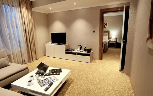 Pietra Hotel