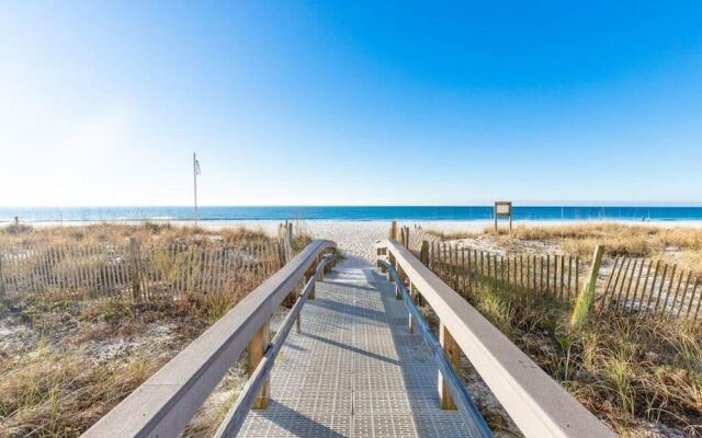 Lighthouse 215 3 Bedroom Condo