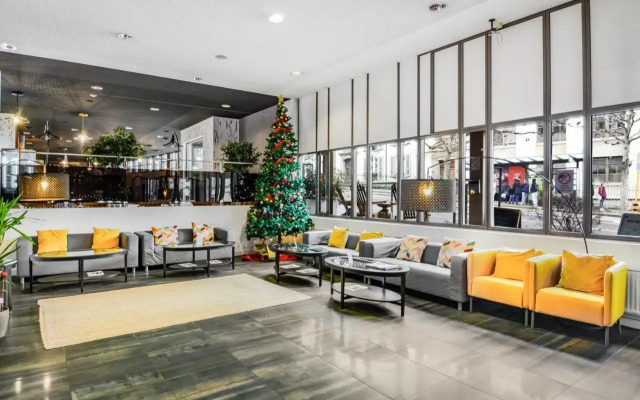 Neuchatel City Hotel