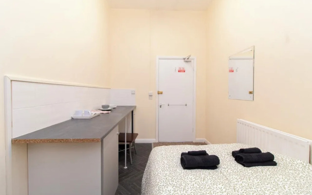Brookvale Guest House Room 18