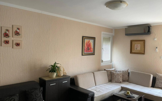 Studio Apartment for rent in Budva