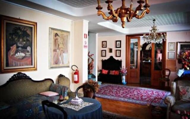 Hotel Pesi