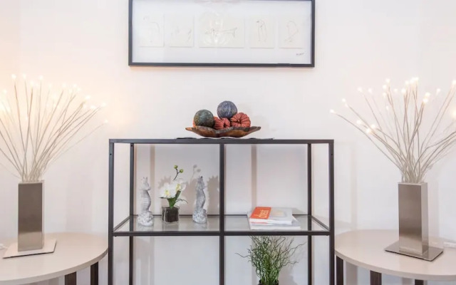 Thomas Street Apartments