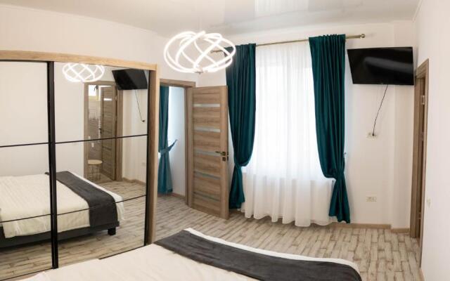 YZZA Apartament by Building Ștefan 3