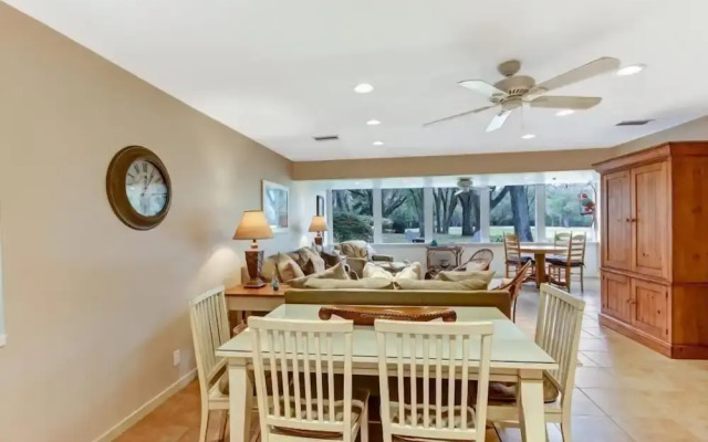 3308-fairway-oaks