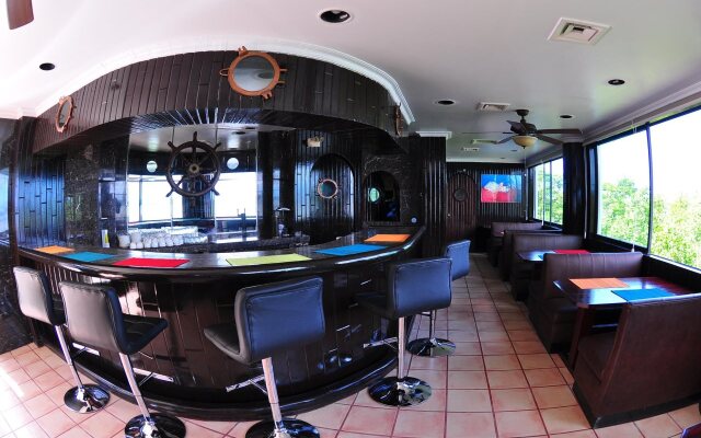 Blue Ocean View Hotel