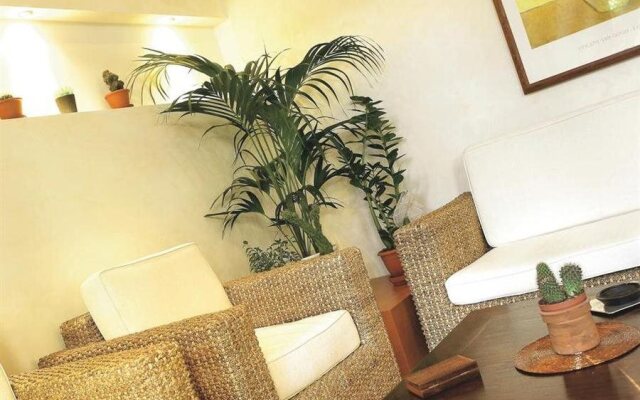 Hotel Chris