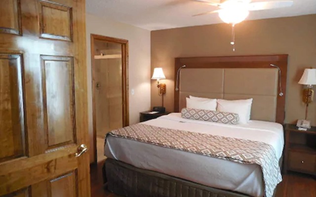 Clayton Plaza Hotel & Extended Stay