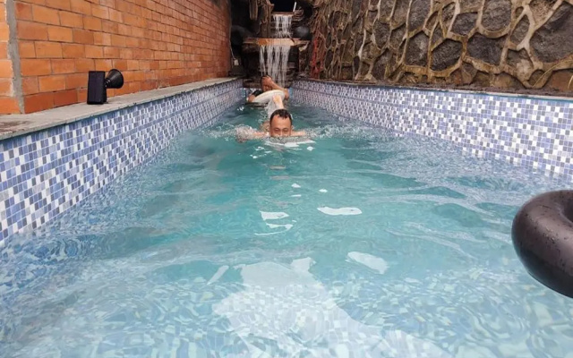 Villa Zoya 2 – Pool – Megamendung