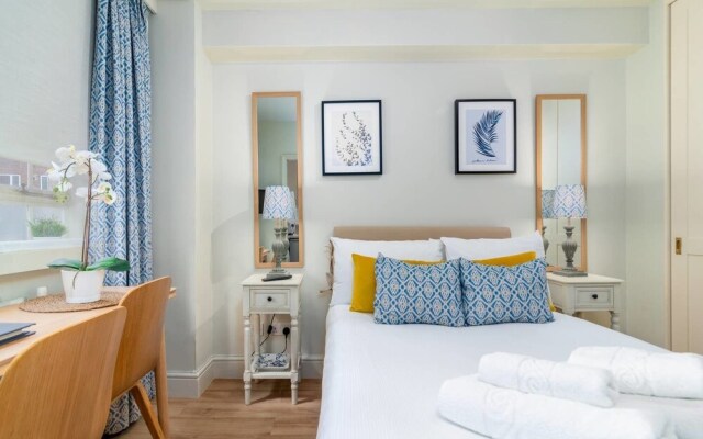 Bright Gorgeous Studio in Chelsea, 2 Guests