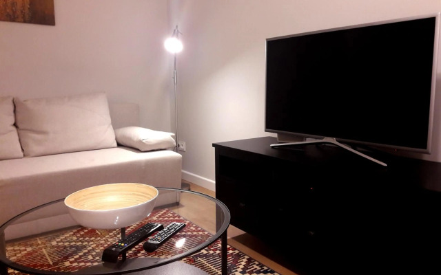 Modern & quiet in Royal Wilanów with Netflix