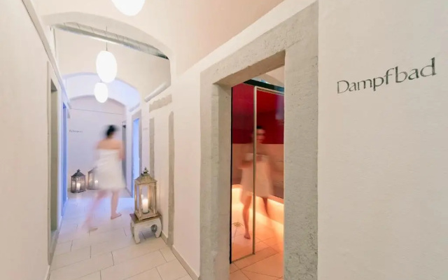 BLUME. - Baden Hotel & Restaurant