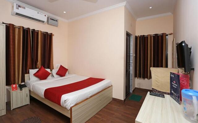 OYO Flagship 8346 LazyStays