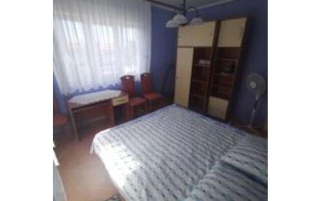Apartment Marija 61 pax